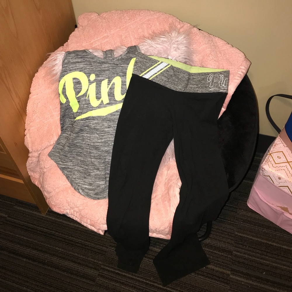 Victoria’s Secret PINK jogging set